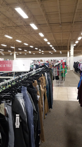 Clothing Store «Burlington Coat Factory», reviews and photos, 5445 Atlanta Hwy, Montgomery, AL 36109, USA
