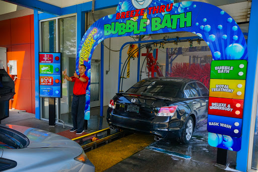 Car Wash «Breeze Thru Car Wash - Main St Longmont», reviews and photos, 2025 Main St, Longmont, CO 80501, USA