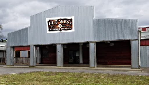 Out West Veterinary Center and Urgent Care image