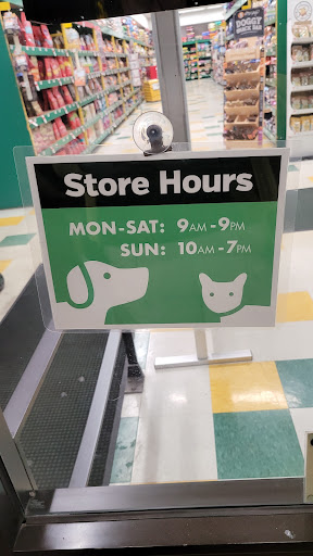 Pet Supply Store «Pet Supplies Plus», reviews and photos, 9143 Little Rd, New Port Richey, FL 34654, USA
