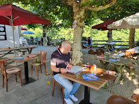 Atmosphère du Bar Restaurant Zuzulua à Saint-Pée-sur-Nivelle - n°4