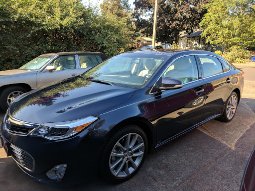 Toyota Dealer «Lithia Toyota of Springfield», reviews and photos, 163 S 9th St, Springfield, OR 97477, USA