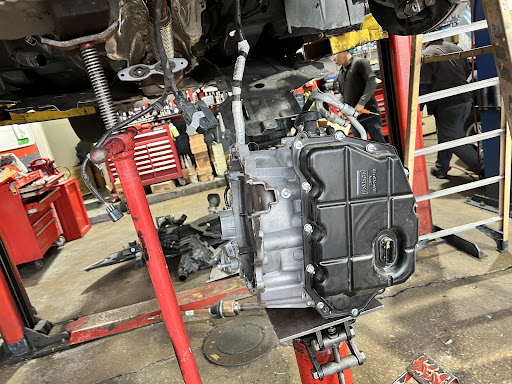 Auto Repair Shop «Capitol Auto Land», reviews and photos, 3800 S Four Mile Run Dr # G, Arlington, VA 22206, USA