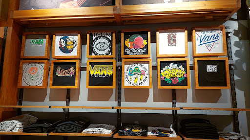 Shoe Store «Vans», reviews and photos, 4200 Conroy Rd, Orlando, FL 32839, USA
