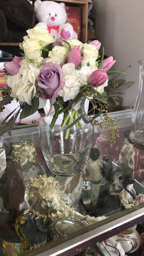 Florist «Flowers By Miss Bertha», reviews and photos, 2100 Nicollet Ave, Minneapolis, MN 55404, USA