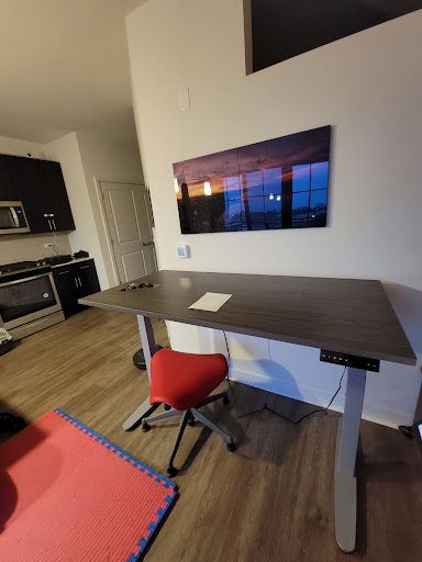 Office Furniture Store «National Office Liquidators LLC», reviews and photos, 4350 N Knox Ave, Chicago, IL 60641, USA