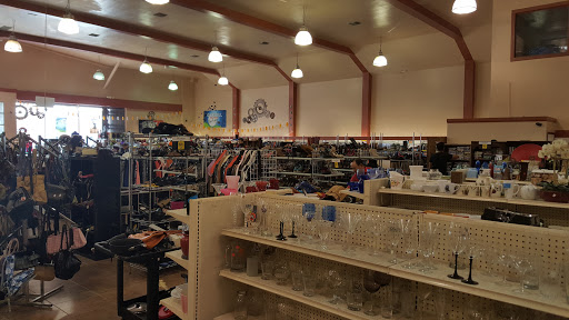 Store «Goodwill - Los Angeles», reviews and photos, 817 South La Brea Ave, Los Angeles, CA 90036, USA