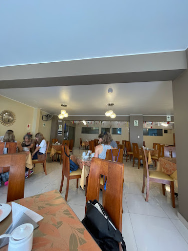 Av. José Larco 656, Miraflores 15074