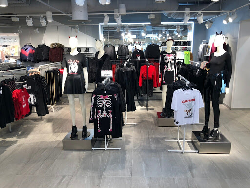 H&M