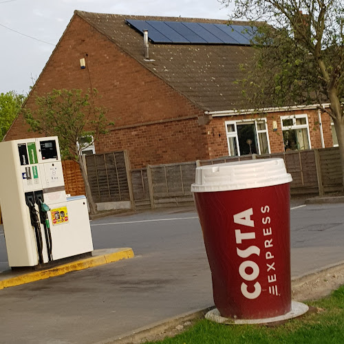 Reviews of Lincolnshire Co-op Riseholme Road Filling Station in Lincoln - Gas station