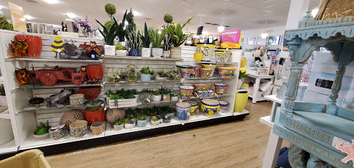 Department Store «Marshalls & HomeGoods», reviews and photos, 5915 20th St, Vero Beach, FL 32966, USA