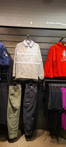 Clothing Store «Nike Mall of America», reviews and photos, 244 West Market, Bloomington, MN 55425, USA