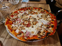 Pizza du Pizzeria Le Capuccino Laslo à Plévin - n°1