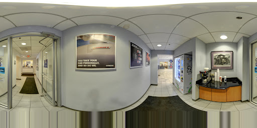 Used Car Dealer «McGrath Nissan», reviews and photos, 945 E Chicago St, Elgin, IL 60120, USA