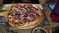 Plats et boissons du Pizzeria Madame pizza à Roanne - n°15
