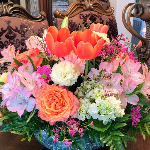 Florist «Mid Cities Florist», reviews and photos, 3225 Harwood Rd F, Bedford, TX 76021, USA