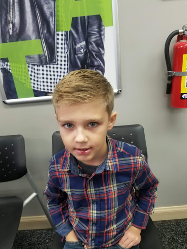 Hair Salon «Great Clips», reviews and photos, 1972 Wentzville Pkwy, Wentzville, MO 63385, USA