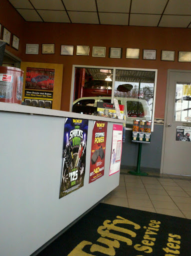Auto Repair Shop «Tuffy Auto Service Center Iowa City», reviews and photos, 909 S Riverside Dr, Iowa City, IA 52246, USA