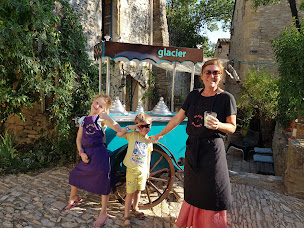 Photo n°42 de Des Glaces et Des Machins à Saint-Bonnet-du-Gard ()