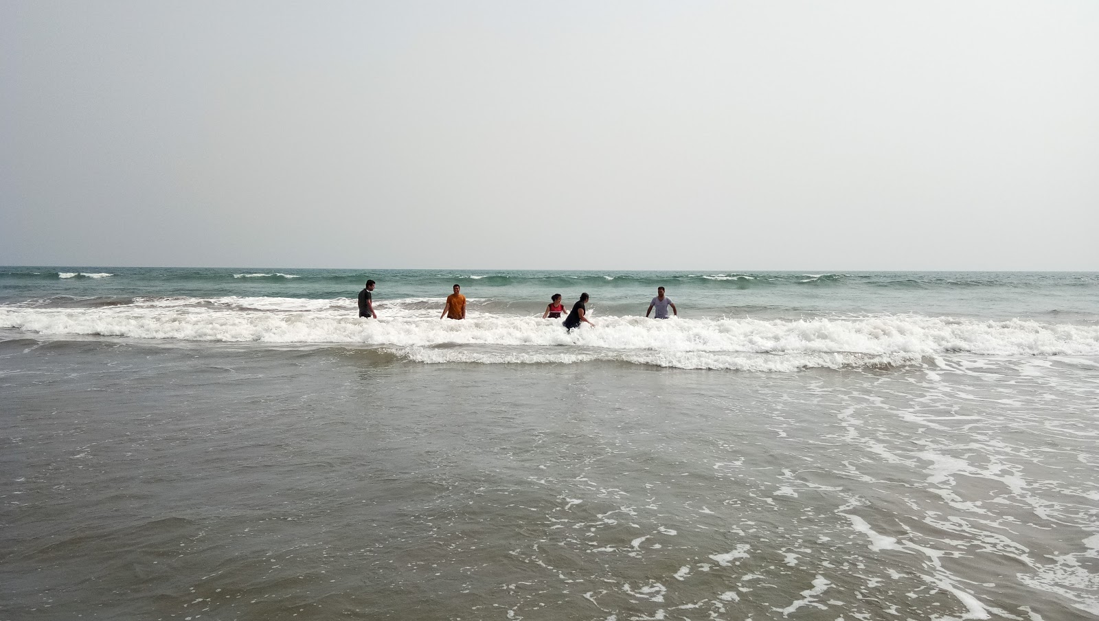 Φωτογραφία του Appikonda Beach ubicado en área natural