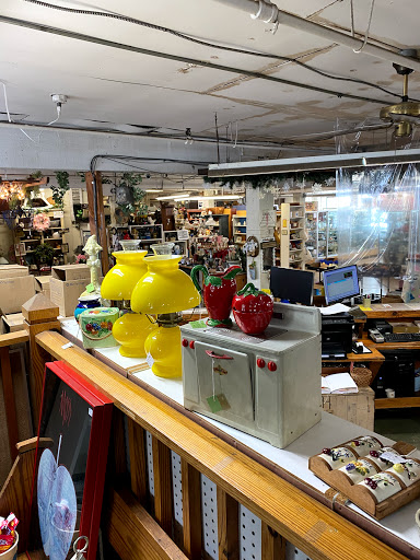 Home Goods Store «Olde Factory», reviews and photos, 139 S Hanover St, Hummelstown, PA 17036, USA