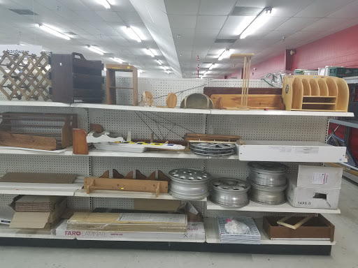 Thrift Store «Waterfront Rescue Mission Thrift Store», reviews and photos
