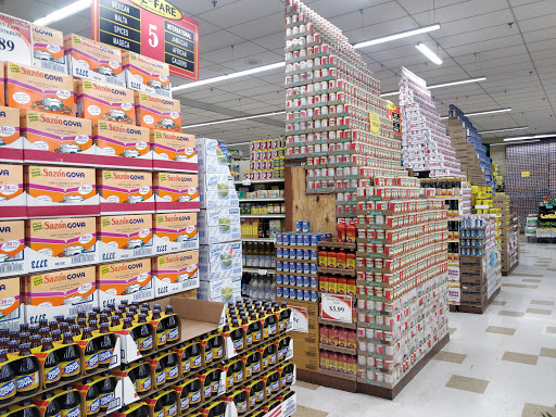 Supermarket «Fine Fare Supermarket», reviews and photos, 200 W Buttonwood St, Reading, PA 19601, USA