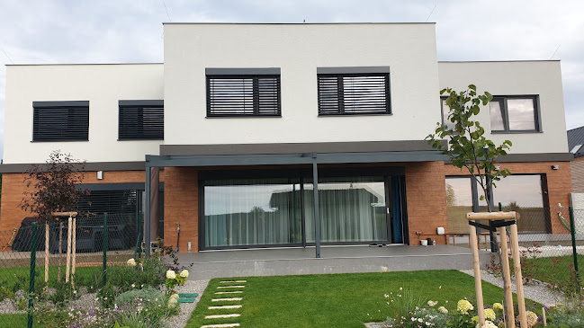 Nixbrod 28, 934 01 Levice-Bátovská