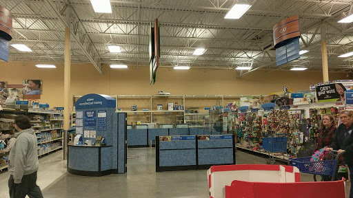 Pet Supply Store «PetSmart», reviews and photos, 215 N Burkhardt Rd, Evansville, IN 47715, USA