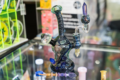 Tobacco Shop «Bear Smoke Smokeshop», reviews and photos, 4295 Browns Bridge Rd B, Cumming, GA 30041, USA