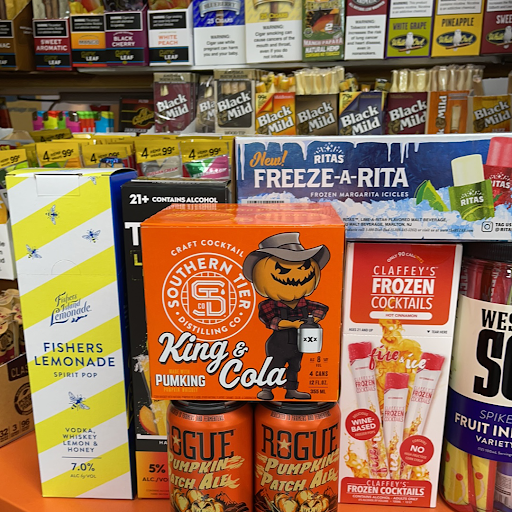 Liquor Store «Midway Discount Liquor», reviews and photos, 1000 Midway Dr # 5, Harrington, DE 19952, USA