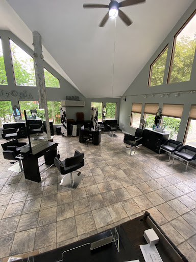 Beauty Salon «Hair Care By Tiffany», reviews and photos, 4400 Old William Penn Hwy # 3, Monroeville, PA 15146, USA