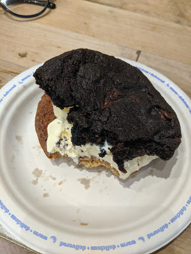 Cookie Shop «Insomnia Cookies», reviews and photos, 1229 S University Ave, Ann Arbor, MI 48104, USA