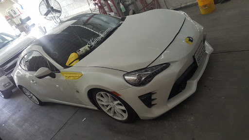 Auto Body Shop «Auto Perfections», reviews and photos, 950 E Whittier Blvd # B, La Habra, CA 90631, USA