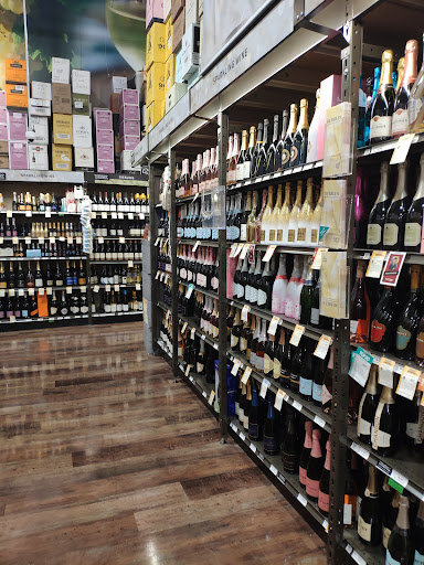 Wine Store «Total Wine & More», reviews and photos, 510 Lake Dr, Chanhassen, MN 55317, USA