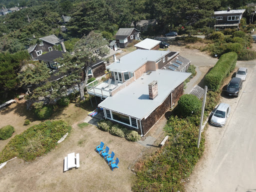 Roofing Contractor «Dr Roof Inc», reviews and photos, 1819 Pacific Ave, Long Beach, WA 98631, USA