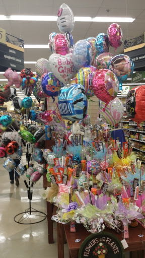 Grocery Store «Kroger», reviews and photos, 6660 Poplar Ave, Germantown, TN 38138, USA