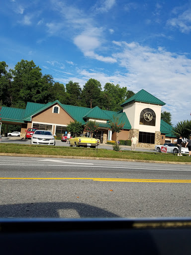 Mountain Valley Community Bank in Gainesville, Georgia