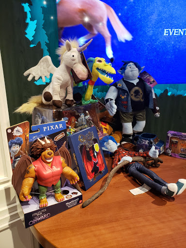 Toy Store «Disney Store», reviews and photos, 350 W Hillcrest Dr, Thousand Oaks, CA 91360, USA