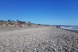 Playa de Rocas De Santo Domingo image