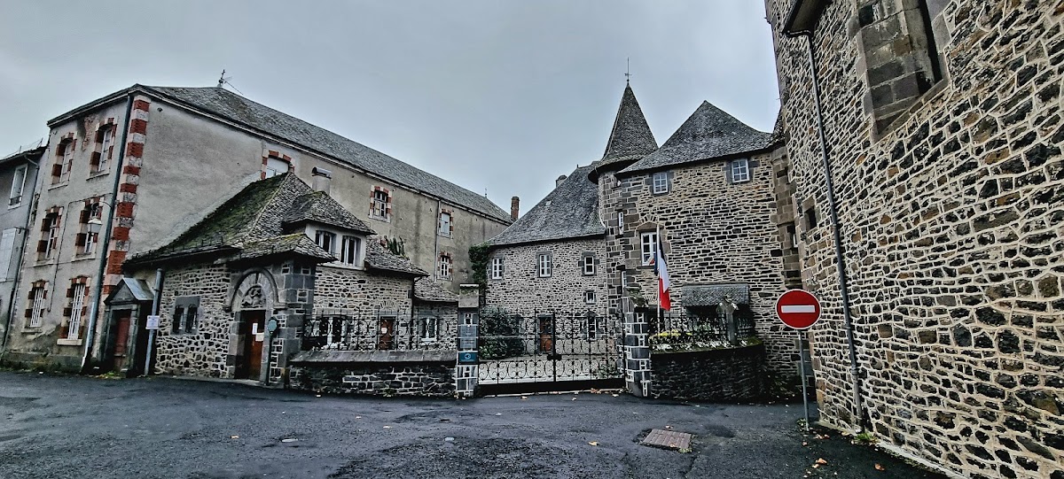 SAS JPS AND CO à Mauriac (Cantal 15)