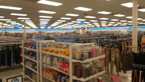 Clothing Store «Ross Dress for Less», reviews and photos, 2151 N Harris Blvd, Layton, UT 84041, USA