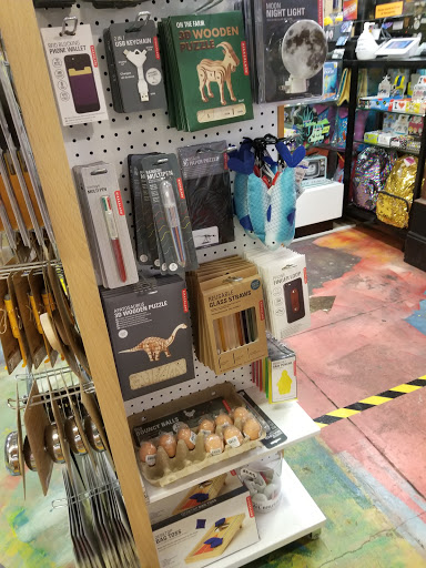 Art Supply Store «Artist & Craftsman Supply Charleston Downtown», reviews and photos, 143 Calhoun St, Charleston, SC 29401, USA