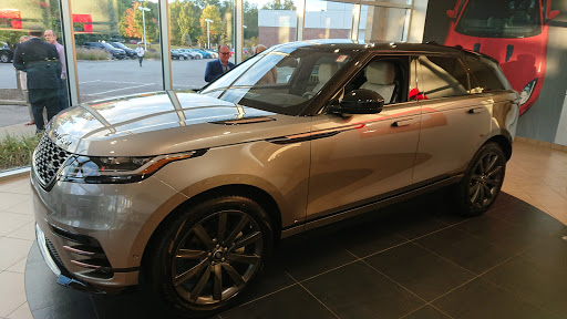 Land Rover Dealer «Land Rover Solon», reviews and photos, 6135 Kruse Dr, Solon, OH 44139, USA