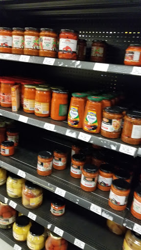 Grocery Store «Halal Import Food Market», reviews and photos, 701 E Pioneer Pkwy, Arlington, TX 76010, USA