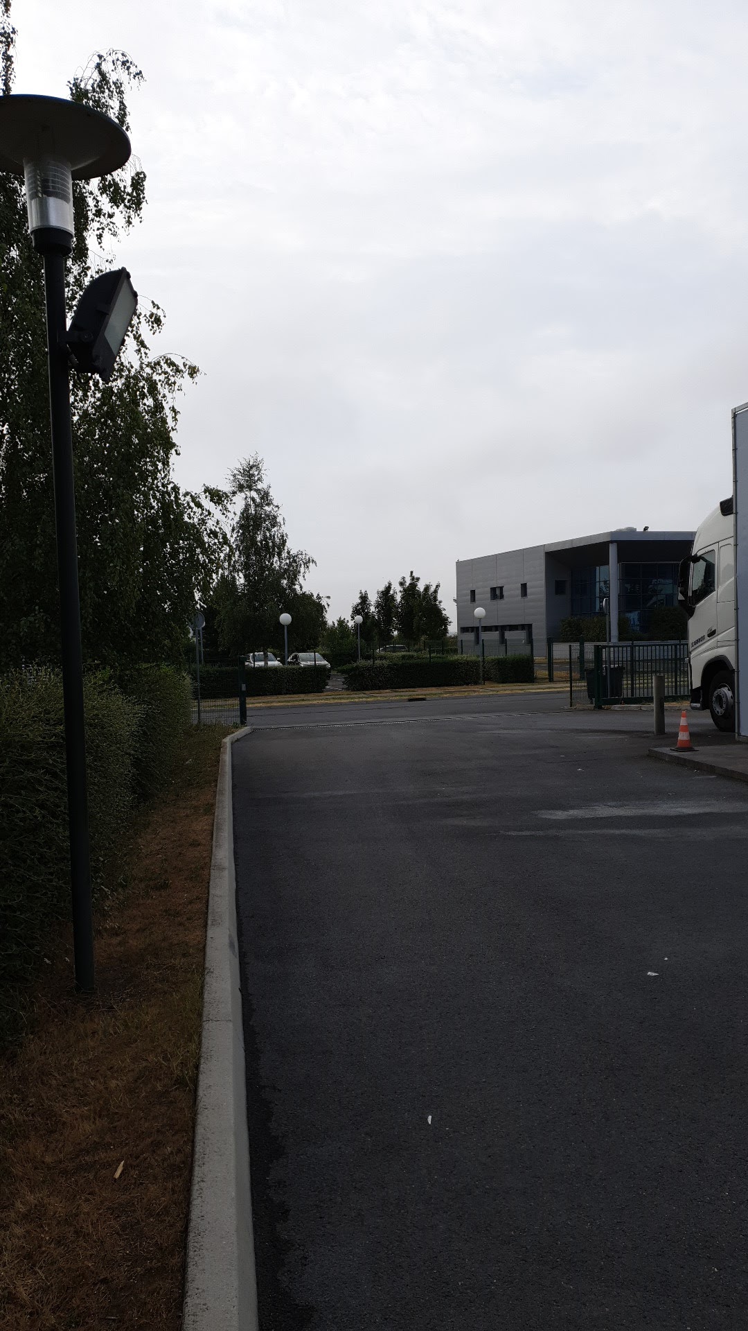 Photo n° 2 de l'avis de Szaby.O fait le 07/08/2019 à 06:08