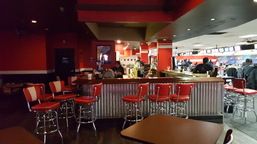 Bowling Alley «Brunswick Zone River Grove Lanes», reviews and photos, 3111 River Rd, River Grove, IL 60171, USA