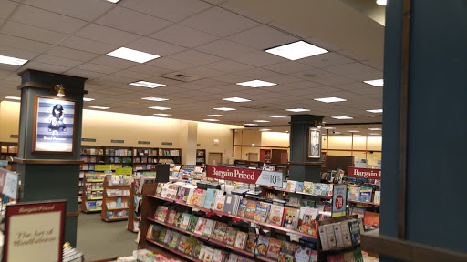 Book Store «Barnes & Noble», reviews and photos, 7881 Edinger Ave, Huntington Beach, CA 92647, USA