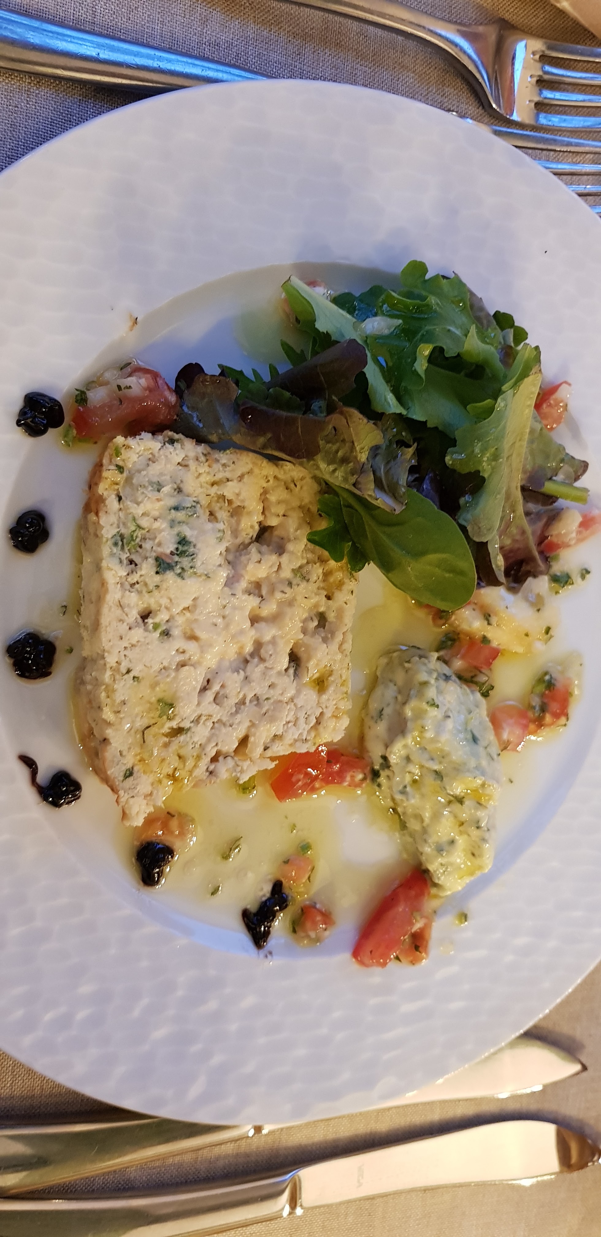Photo n° 3 de l'avis de K.H fait le 21/04/2019 à 15:30