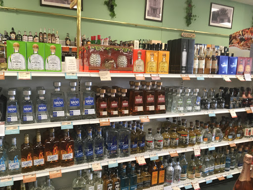 Liquor Store «Wine & Spirits», reviews and photos, 987 Wayne Ave, Chambersburg, PA 17201, USA
